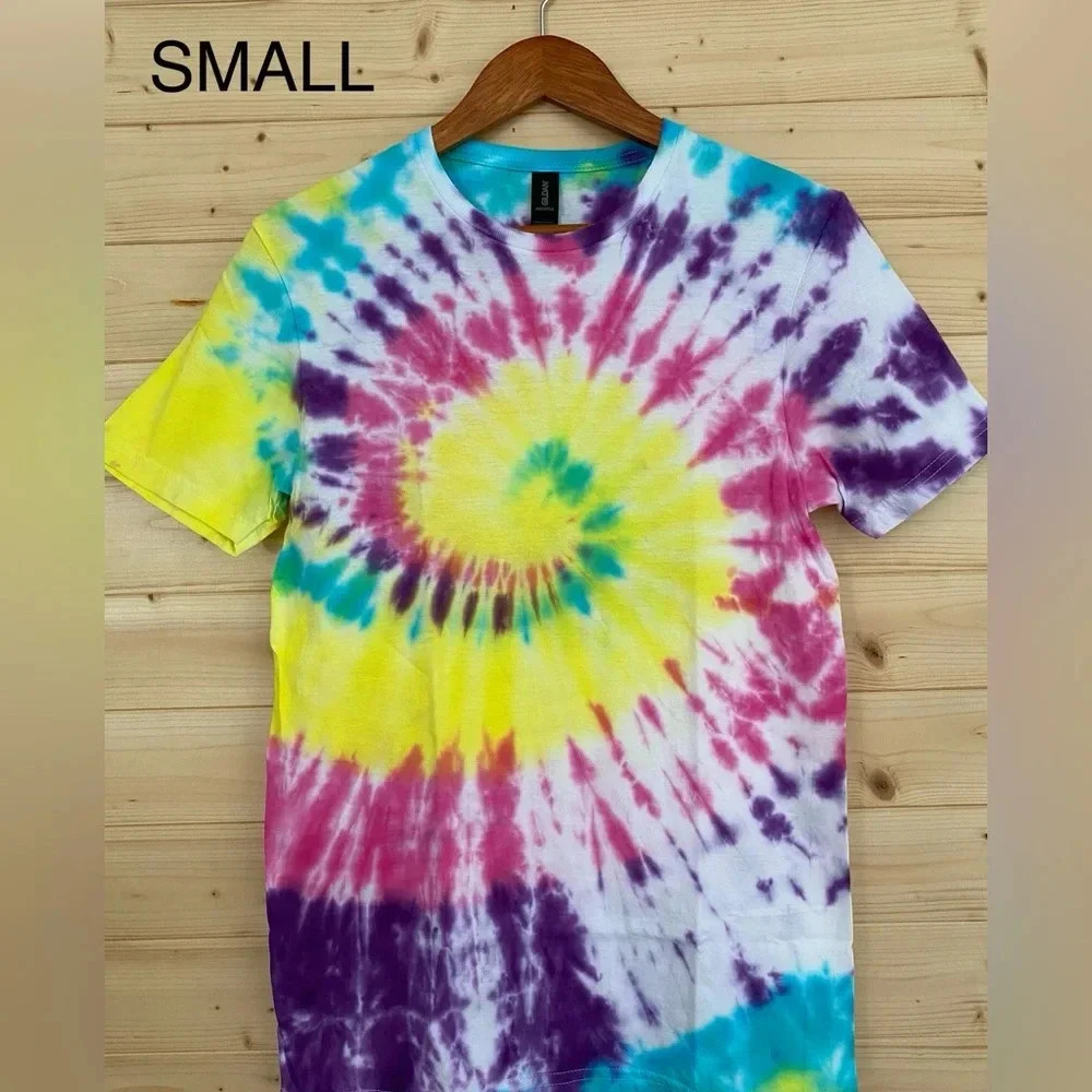 Gildan Softstyle Tie Dye T-Shirt Small Multi Color Spiral Tee Unisex Hippie